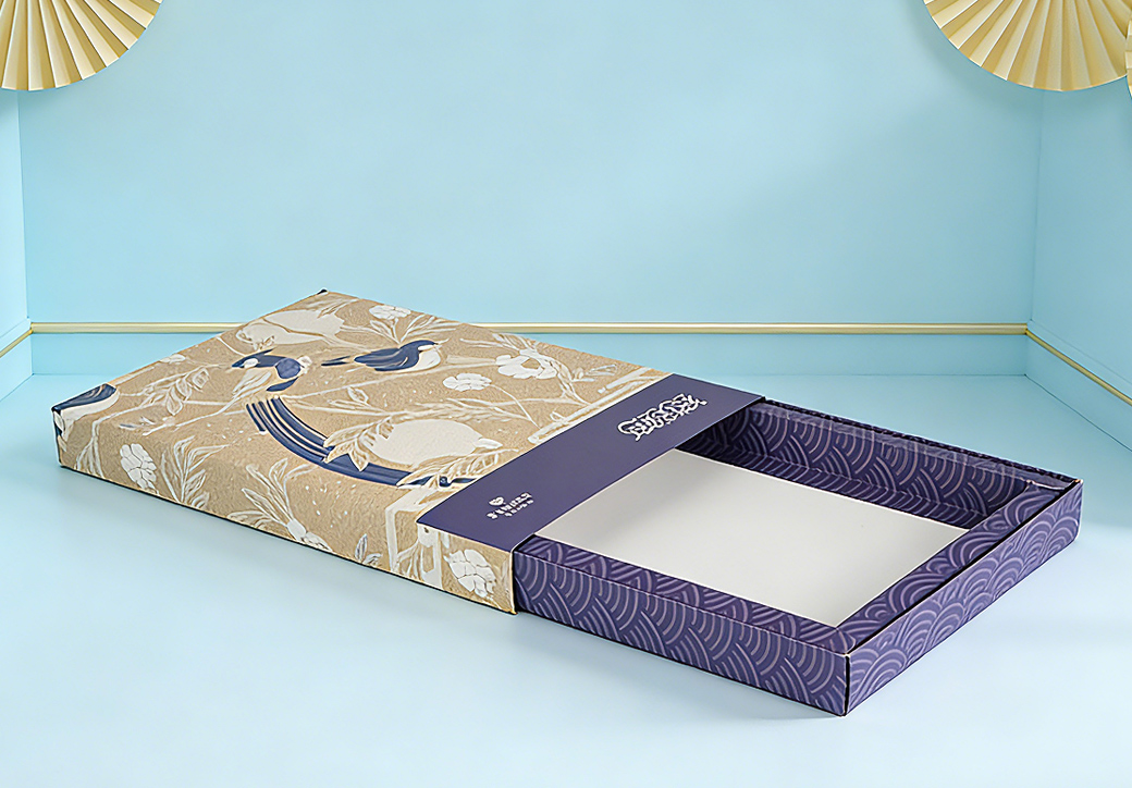 صناديق ورقية ملونة